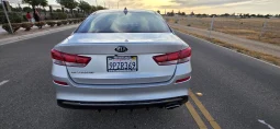 
										2020 Kia Optima LX full									