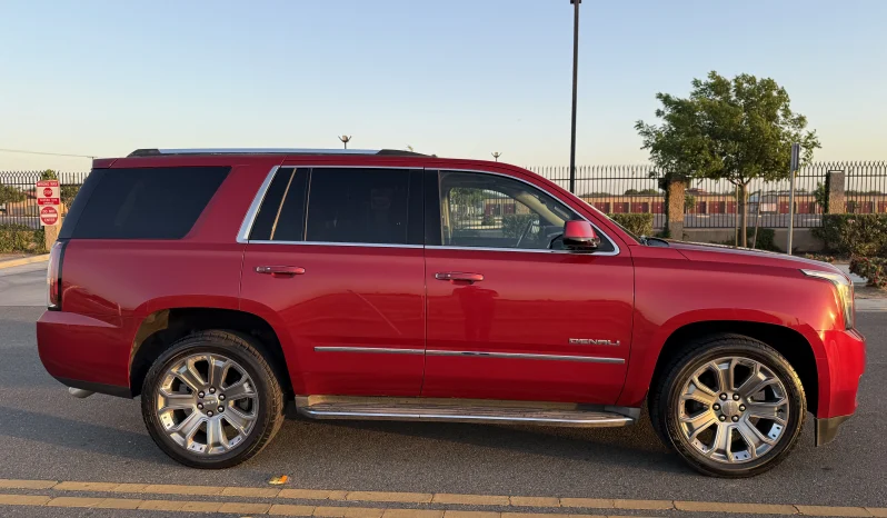 
								2015 GMC Yukon Denali Sport full									