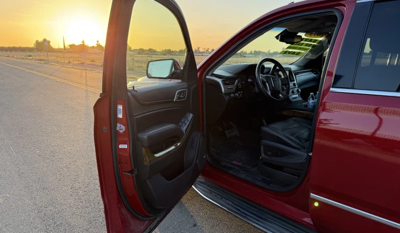 
								2015 GMC Yukon Denali Sport full									