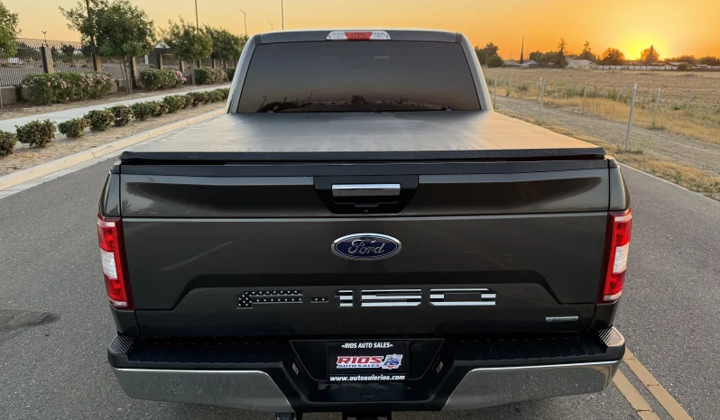 
								2020 Ford F-150 XLT SuperCrew full									
