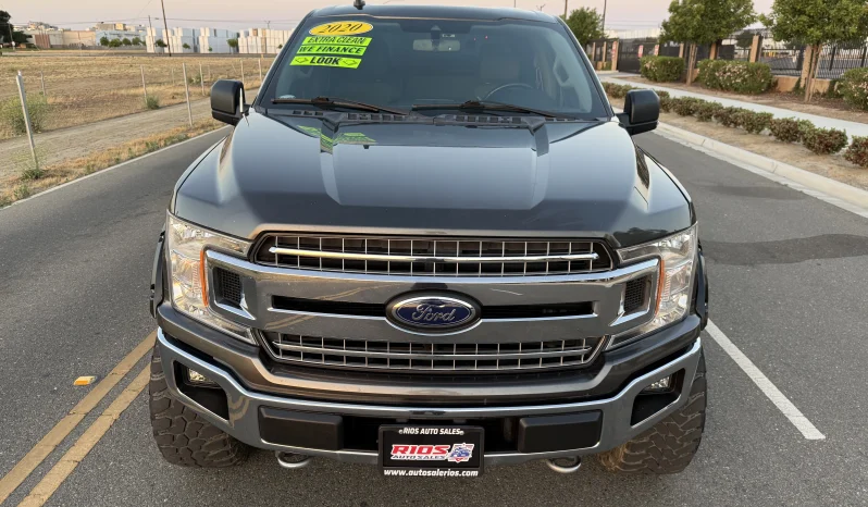 
								2020 Ford F-150 XLT SuperCrew full									
