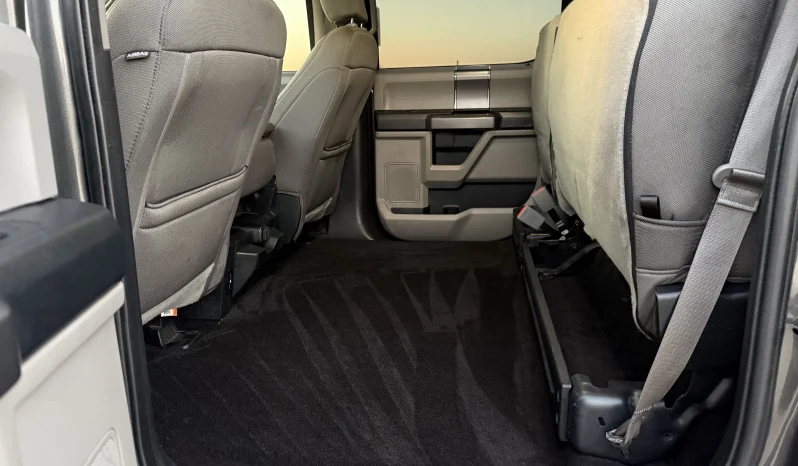 
								2020 Ford F-150 XLT SuperCrew full									