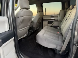 
										2020 Ford F-150 XLT SuperCrew full									