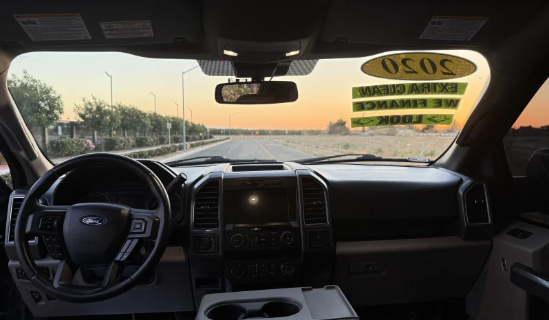 
								2020 Ford F-150 XLT SuperCrew full									