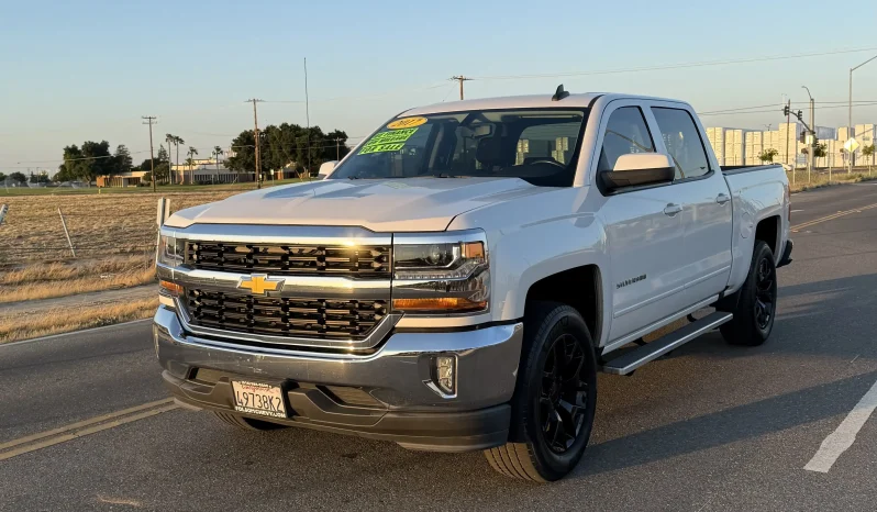 
								2017 Chevrolet Silverado LT full									