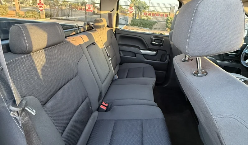 
								2017 Chevrolet Silverado LT full									