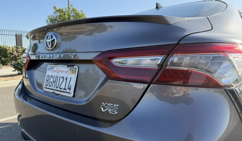 
								2018 Toyota Camry XSE 2018 full									