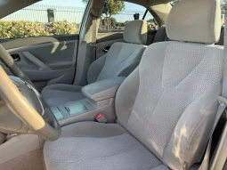 
										2011 Toyota Camry LE full									