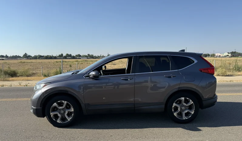 
								Honda CR-V EX 2018 full									