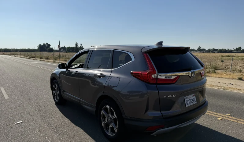 
								Honda CR-V EX 2018 full									