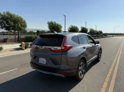 
										Honda CR-V EX 2018 full									