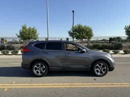 
										Honda CR-V EX 2018 full									