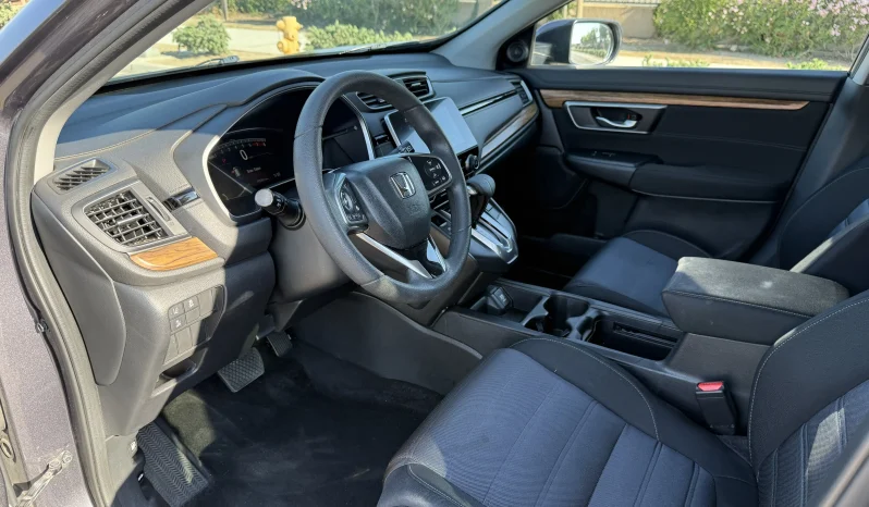 
								Honda CR-V EX 2018 full									