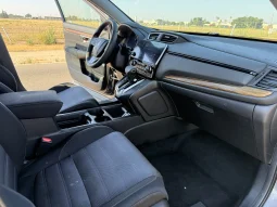 
										Honda CR-V EX 2018 full									