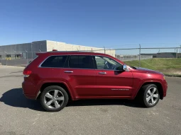 
										Jeep Grand Cherokee Overland 2015 full									