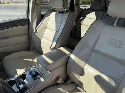 
										Jeep Grand Cherokee Overland 2015 full									