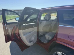 
										Jeep Grand Cherokee Overland 2015 full									