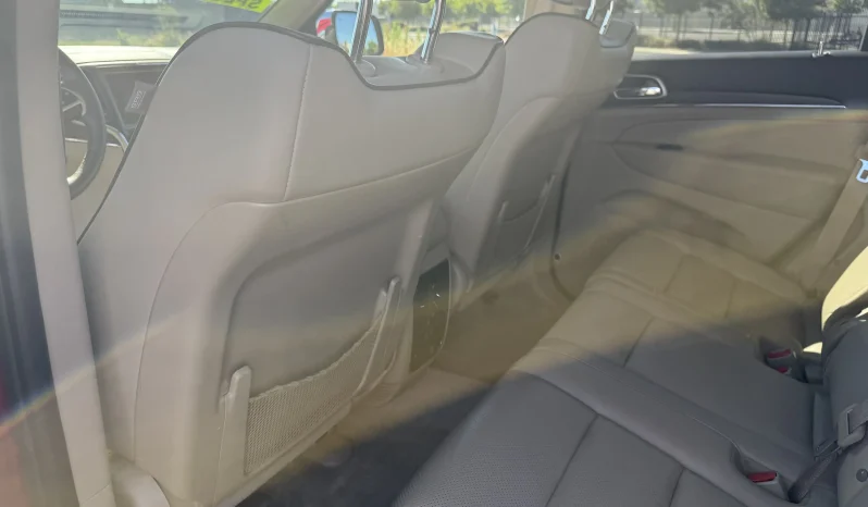 
								Jeep Grand Cherokee Overland 2015 full									