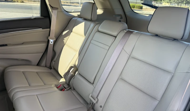 
								Jeep Grand Cherokee Overland 2015 full									