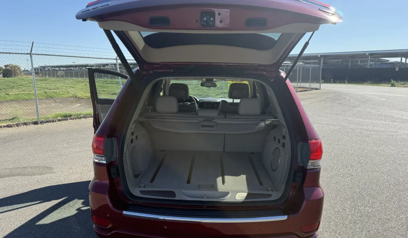 
								Jeep Grand Cherokee Overland 2015 full									