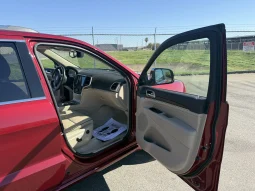 
										Jeep Grand Cherokee Overland 2015 full									