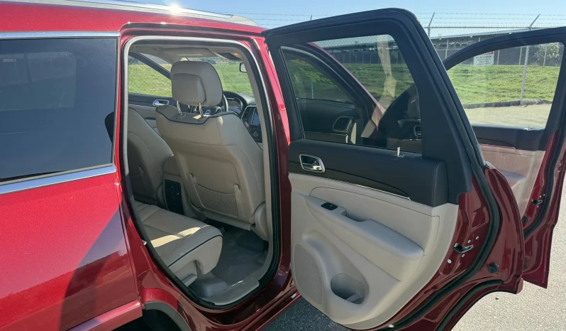 
								Jeep Grand Cherokee Overland 2015 full									