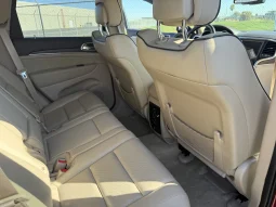 
										Jeep Grand Cherokee Overland 2015 full									