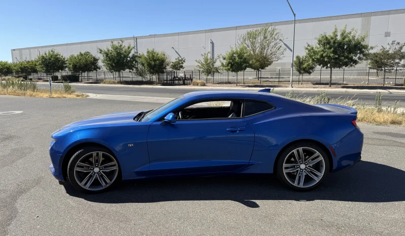 
								Chevrolet Camaro 2LT 2017 full									