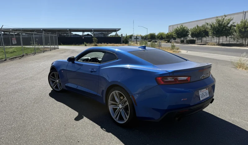 
								Chevrolet Camaro 2LT 2017 full									