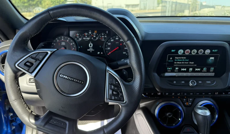 
								Chevrolet Camaro 2LT 2017 full									