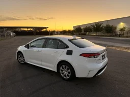 
										Toyota Corolla LE 2020 full									