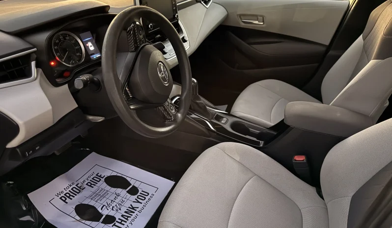 
								Toyota Corolla LE 2020 full									