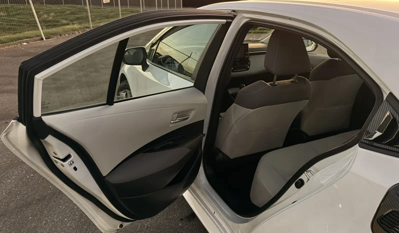 
								Toyota Corolla LE 2020 full									