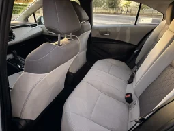
										Toyota Corolla LE 2020 full									