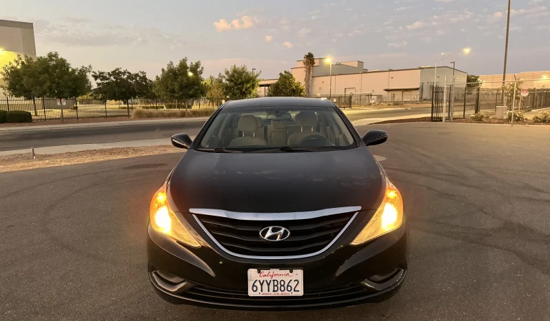 
								Hyundai Sonata GLS 2013 full									