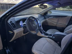 
										Hyundai Sonata GLS 2013 full									