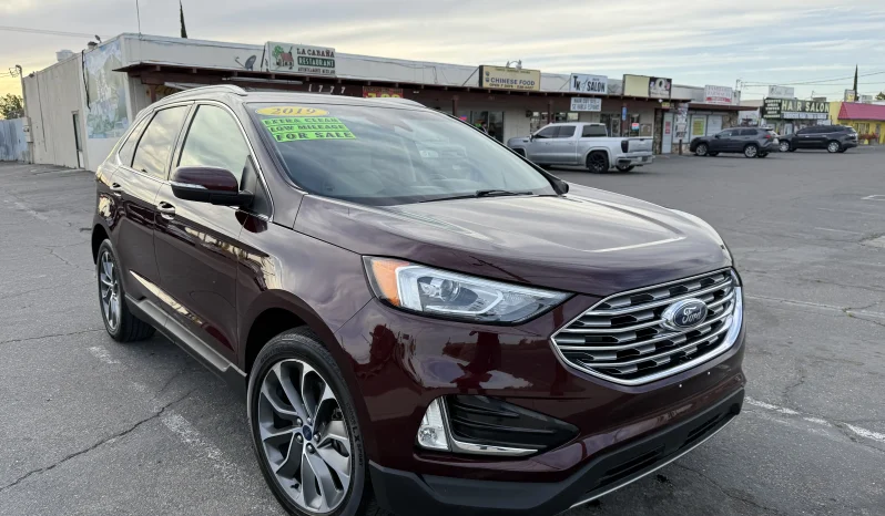 
								2019 Ford Edge SEL full									