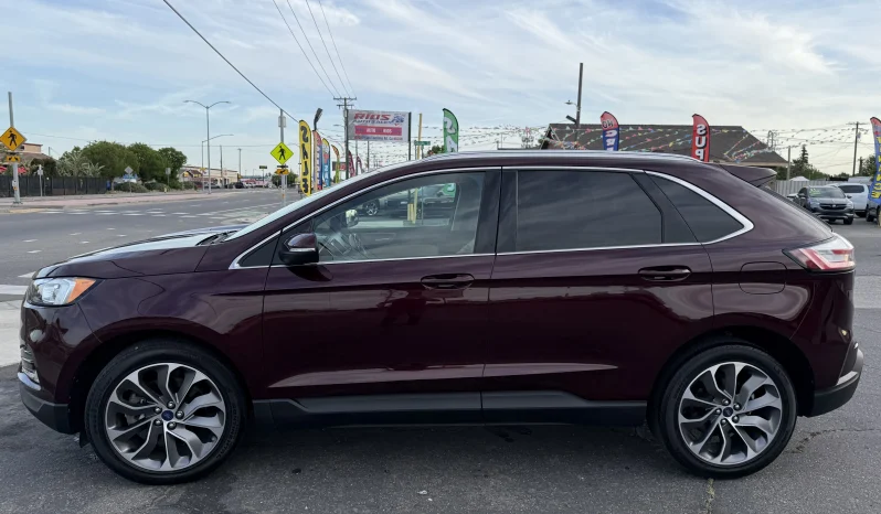 
								2019 Ford Edge SEL full									