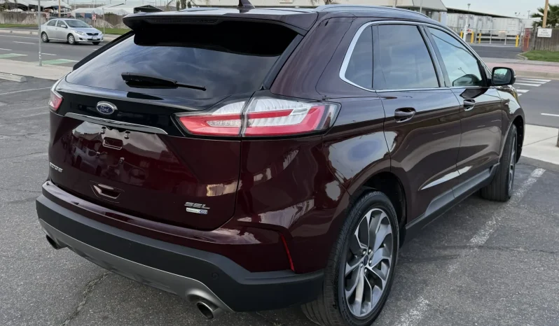 
								2019 Ford Edge SEL full									