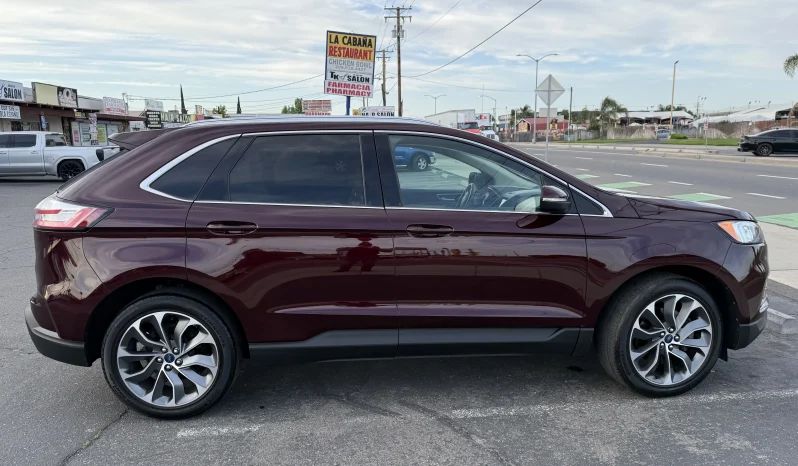
								2019 Ford Edge SEL full									