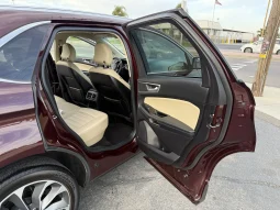 
										2019 Ford Edge SEL full									