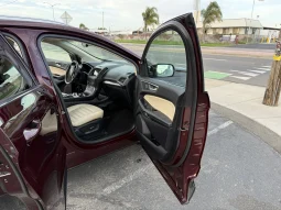 
										2019 Ford Edge SEL full									
