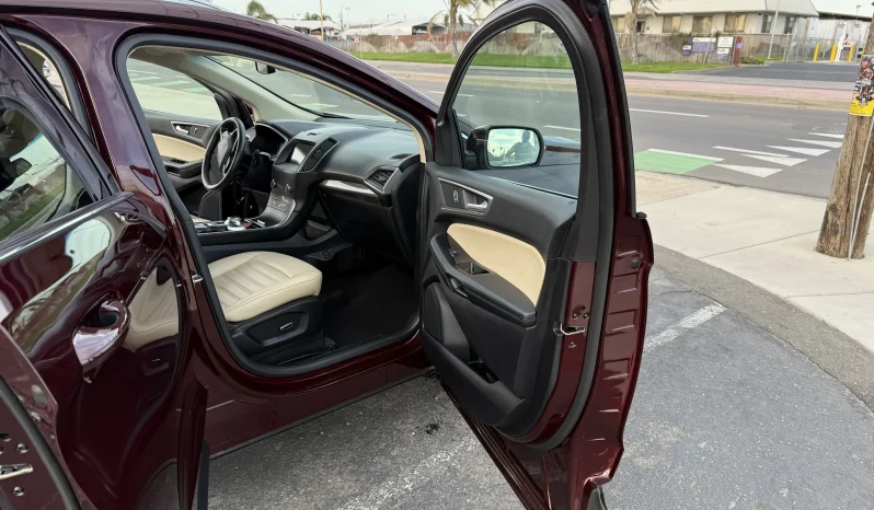 
								2019 Ford Edge SEL full									