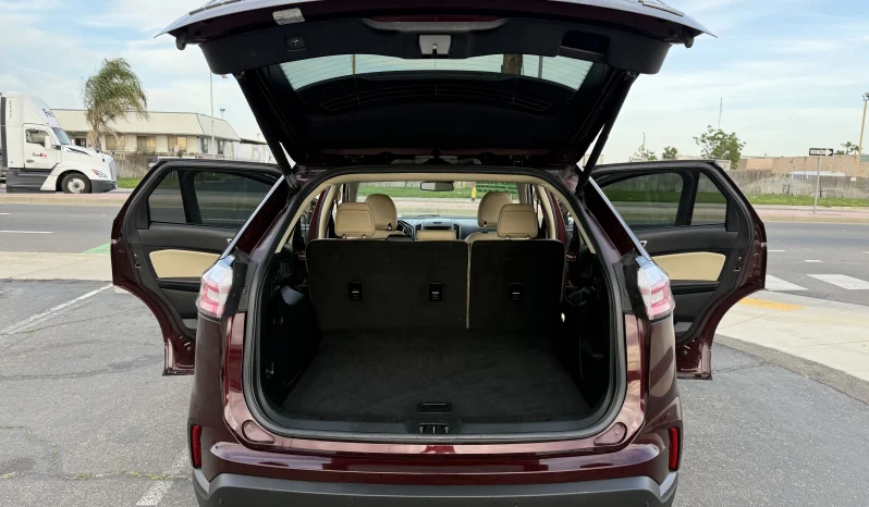 
								2019 Ford Edge SEL full									