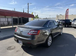
										2015 Ford Taurus Limited full									
