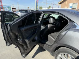 
										2015 Ford Taurus Limited full									