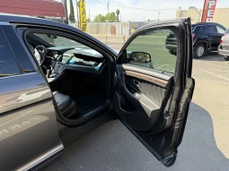 
										2015 Ford Taurus Limited full									