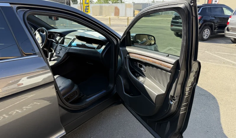 
								2015 Ford Taurus Limited full									