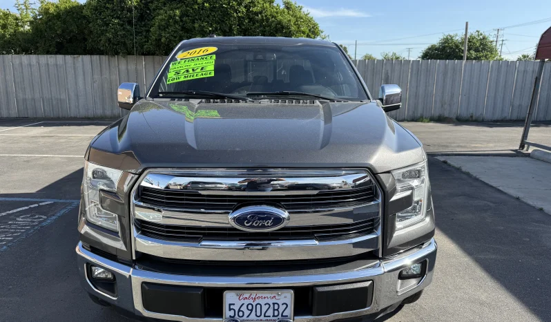 
								Ford F-150 Lariat 2016 full									