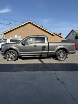 
										Ford F-150 Lariat 2016 full									